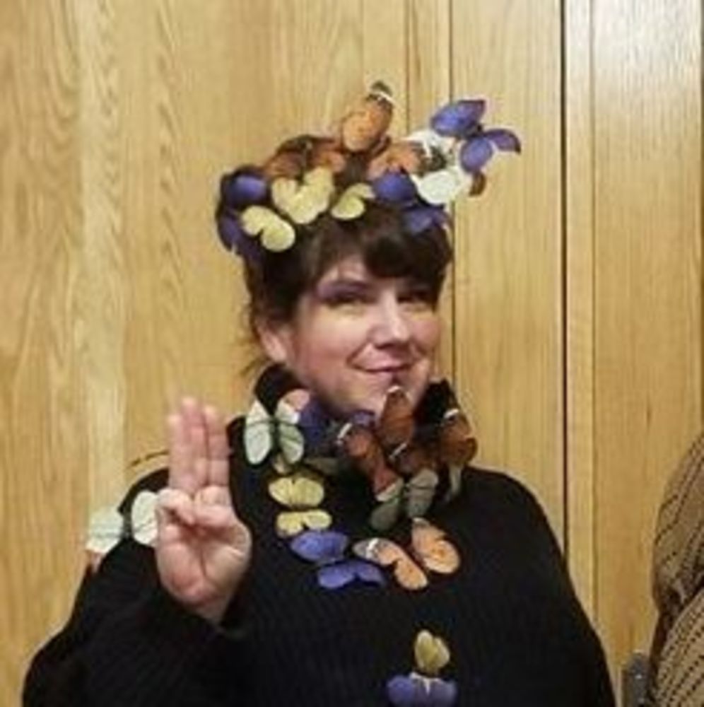 Meet your Posher, Alyson